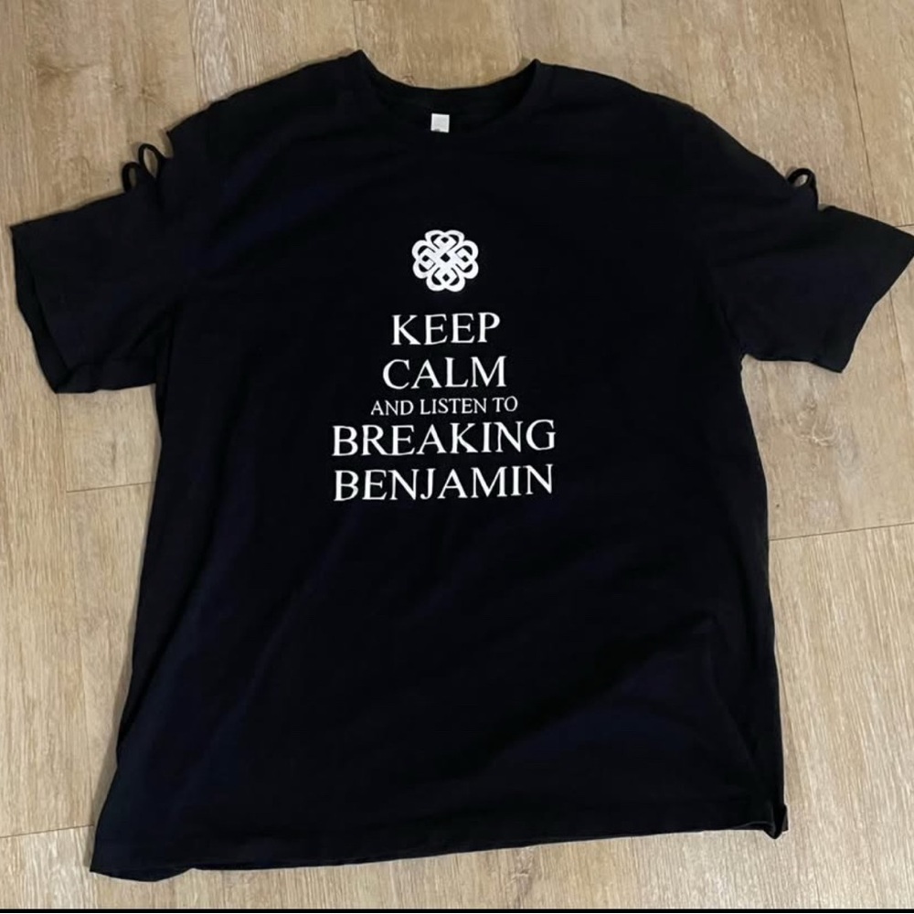 Breaking Benjamin’s t-shirt.